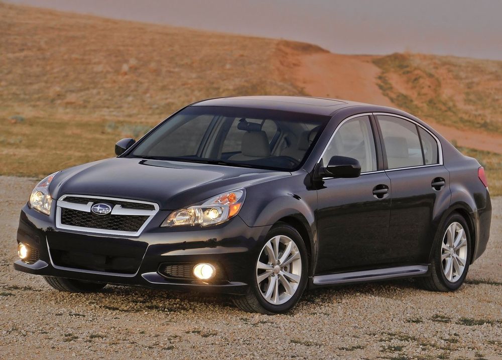Subaru Legacy 2013 — экстерьер, фото 1